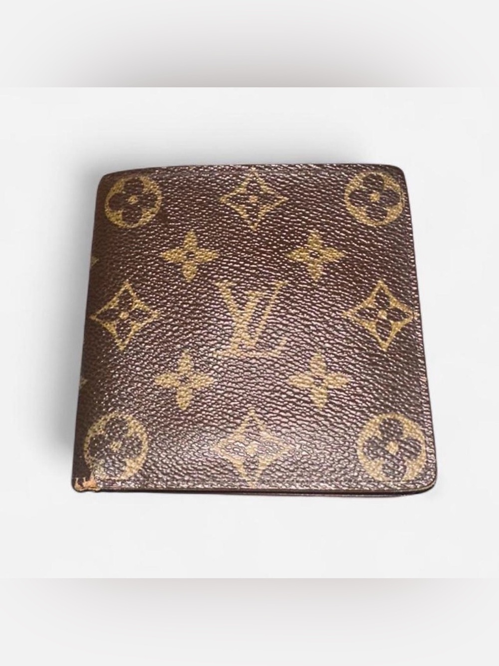 Louis Vuitton Monogram Bi-fold Wallet